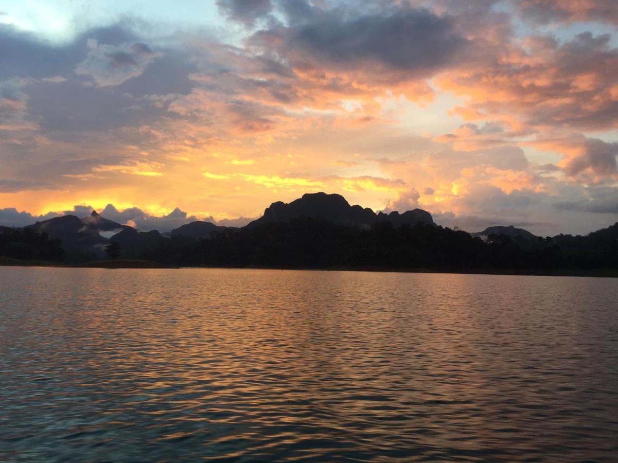 Khaosok Bamboo Huts Resort Khao Sok National Park エクステリア 写真