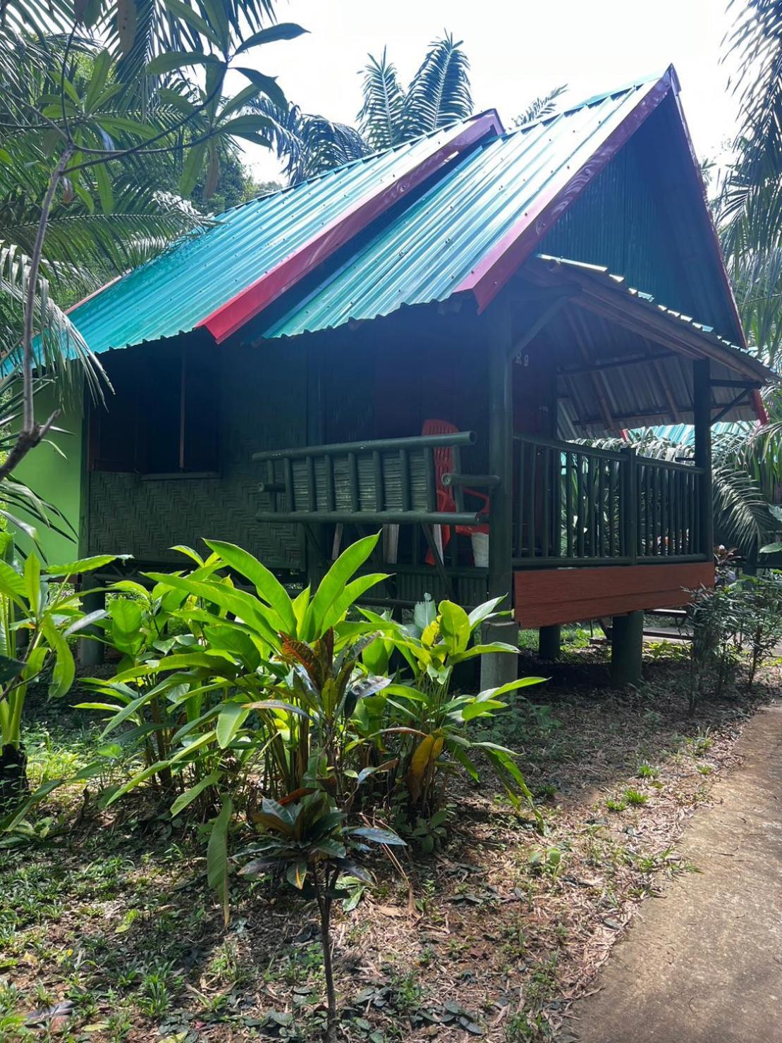 Khaosok Bamboo Huts Resort Khao Sok National Park エクステリア 写真