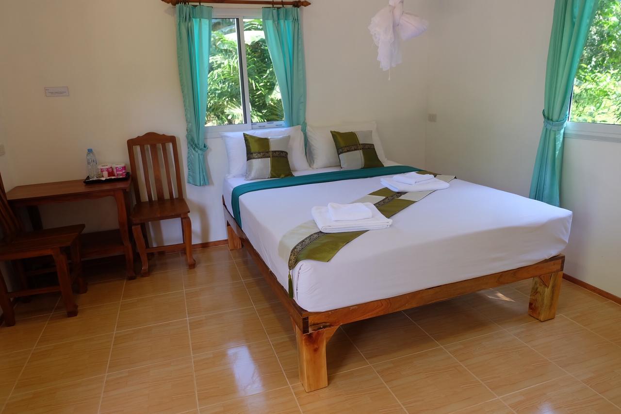Khaosok Bamboo Huts Resort Khao Sok National Park エクステリア 写真