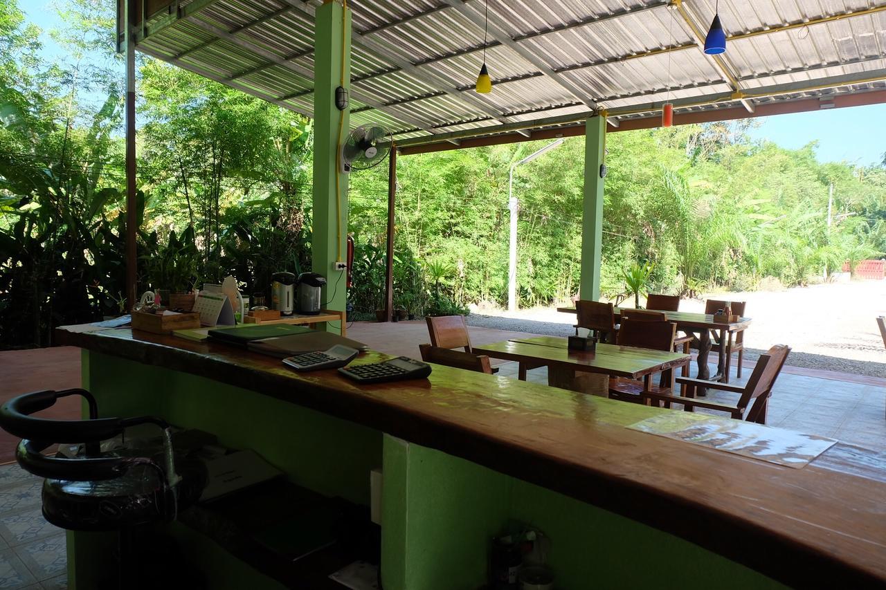 Khaosok Bamboo Huts Resort Khao Sok National Park エクステリア 写真