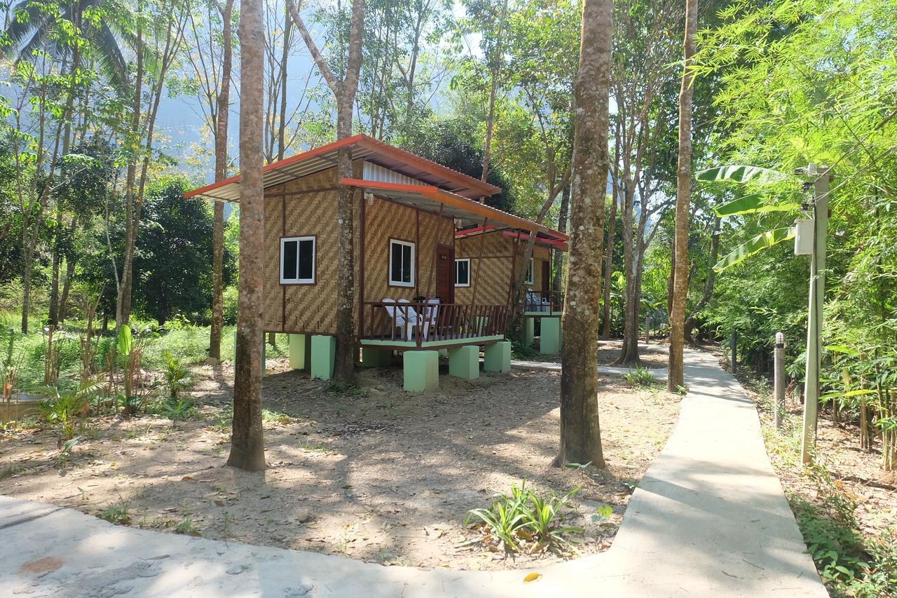 Khaosok Bamboo Huts Resort Khao Sok National Park エクステリア 写真