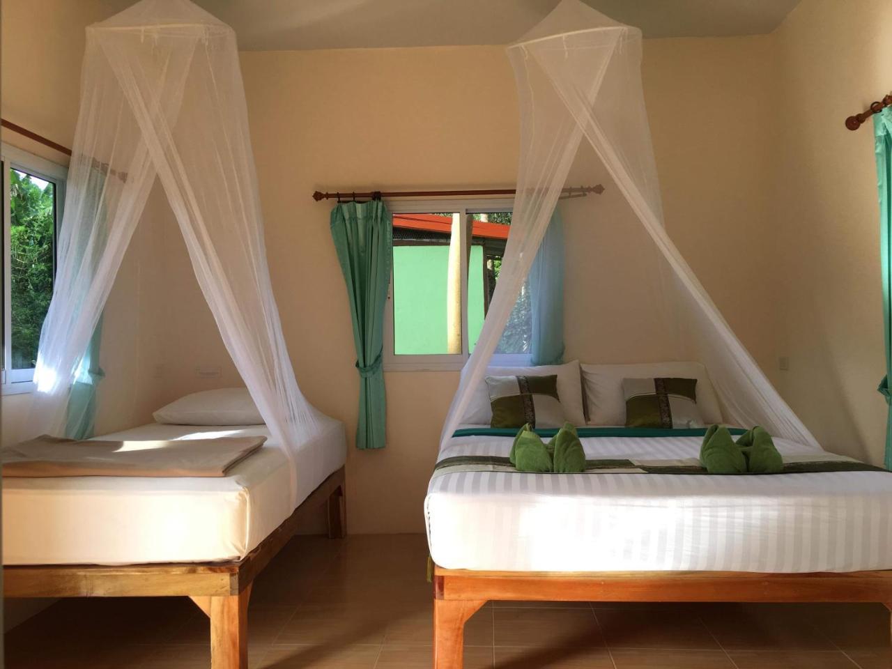 Khaosok Bamboo Huts Resort Khao Sok National Park エクステリア 写真